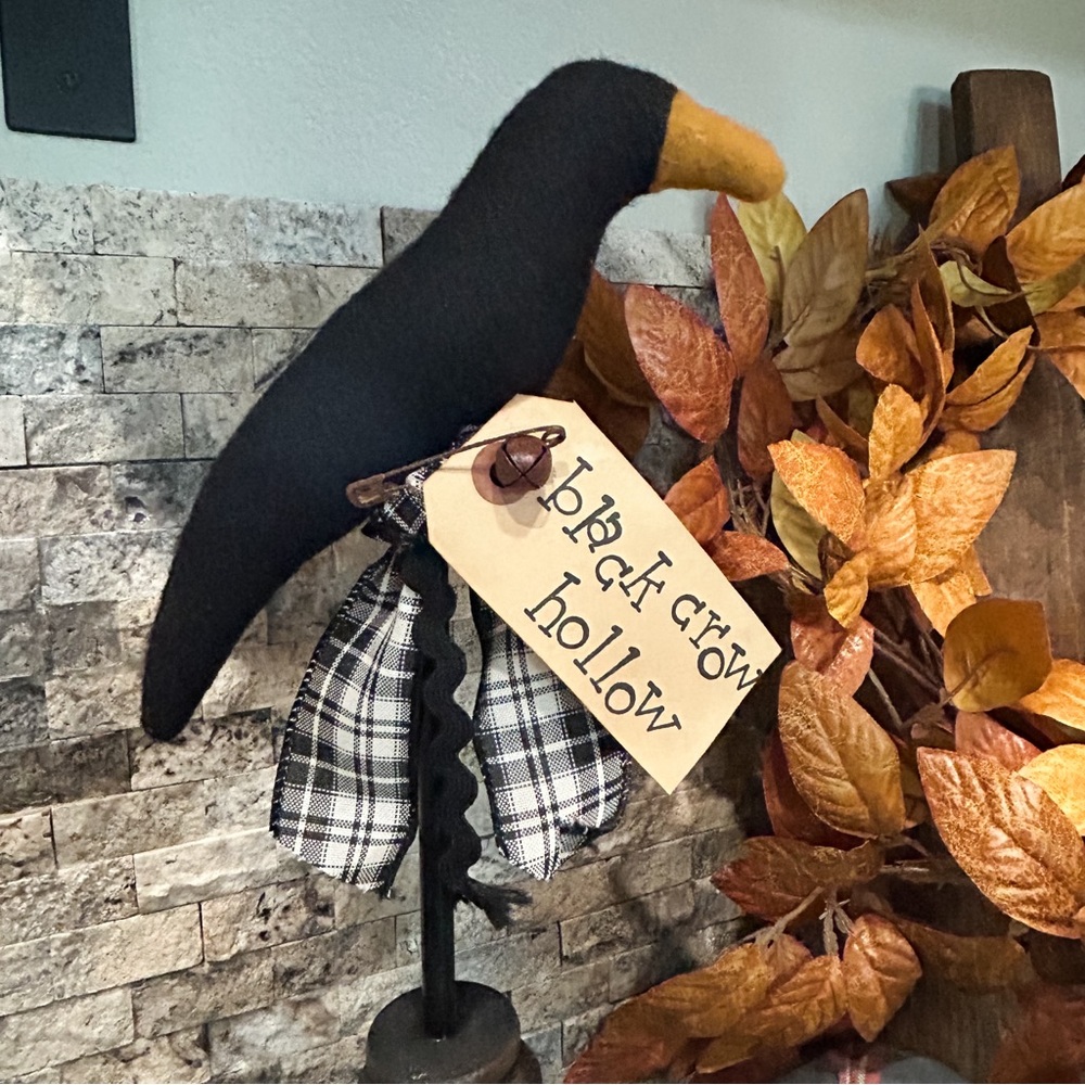 Primitive Black Crow on Spindle Stand - Picture 2 of 3